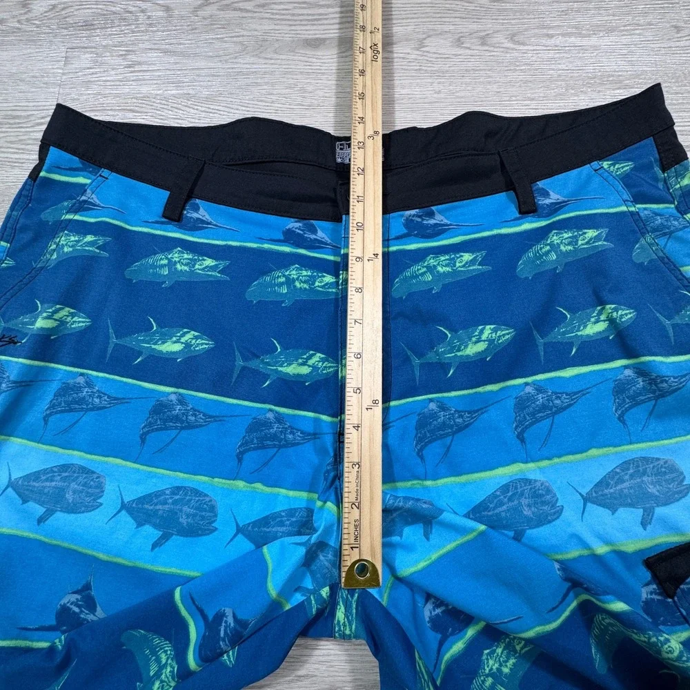 Huk Men's Fishing Boardshorts Blue Fish Print Performance Stretch Size 42 Pocket